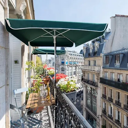 Veeve - By The Palais Royal * باريس